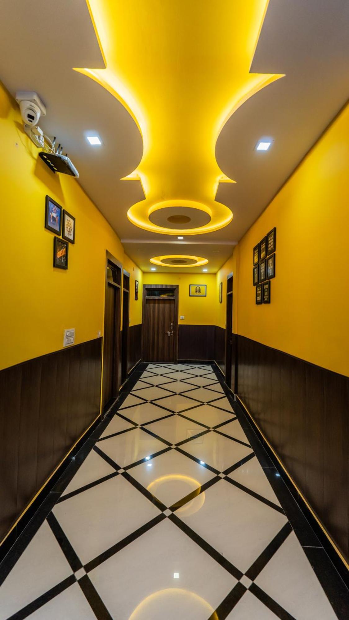 Big Brother Hostel Hotel Агра Екстер'єр фото