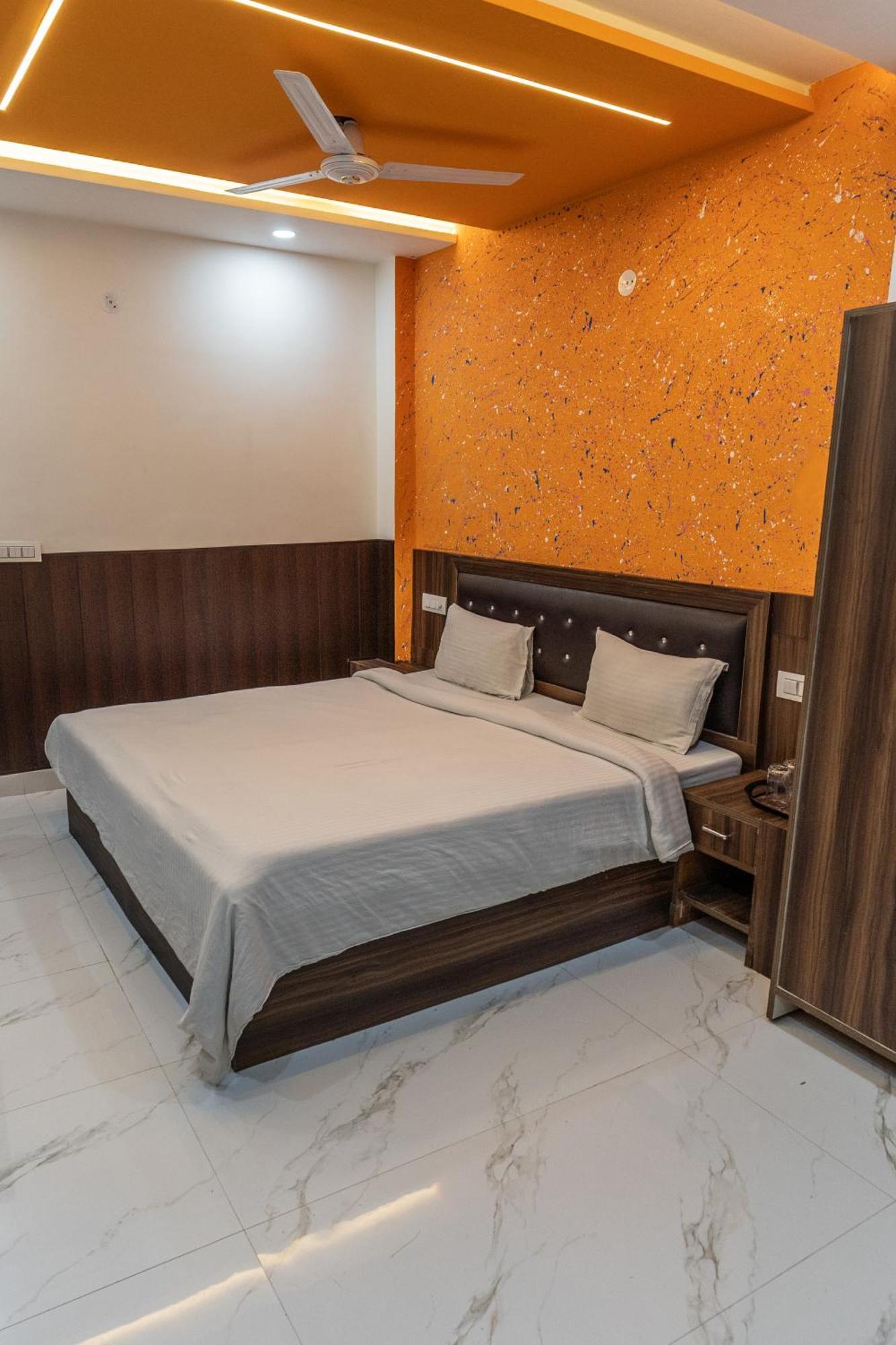 Big Brother Hostel Hotel Агра Номер фото