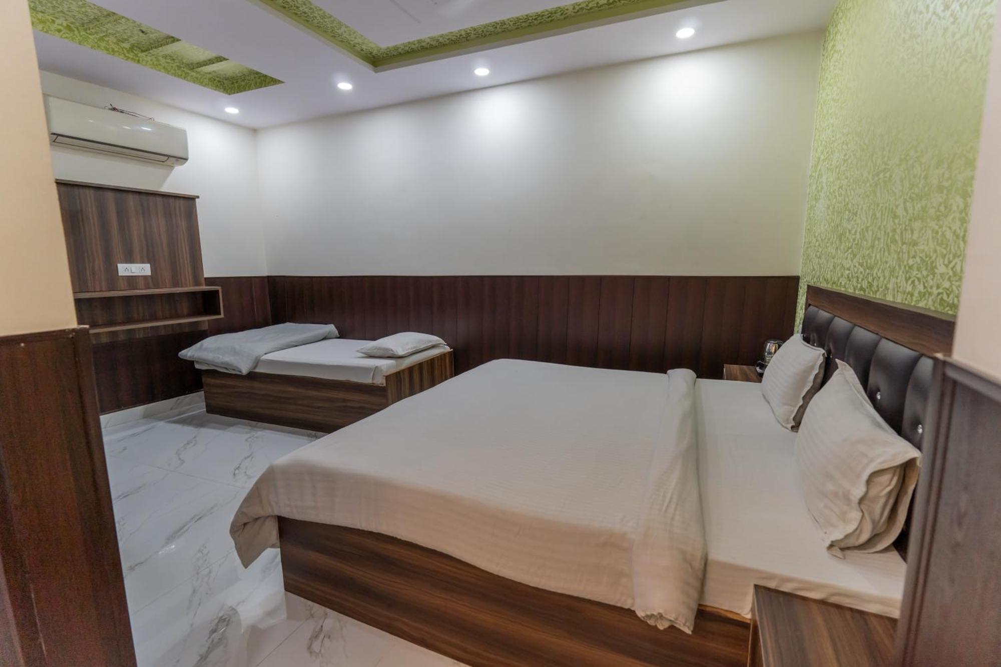 Big Brother Hostel Hotel Агра Номер фото